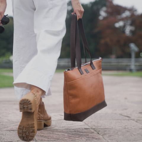 Cartera Grand Tote - Cuero Bourbon & Chocolate