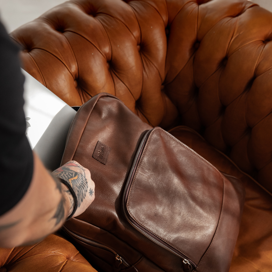 Mochila New Classic - Cuero Chocolate