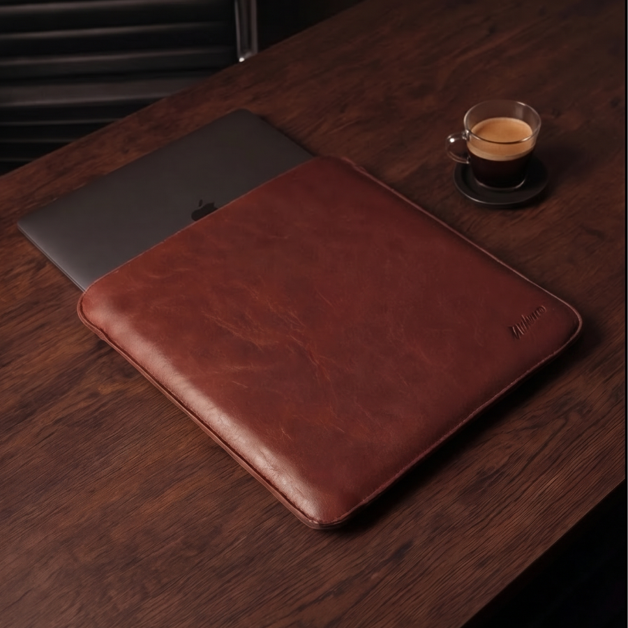 Funda Laptop Slim - MacBook 13-14" e iPad Pro 13" - Cuero Cognac