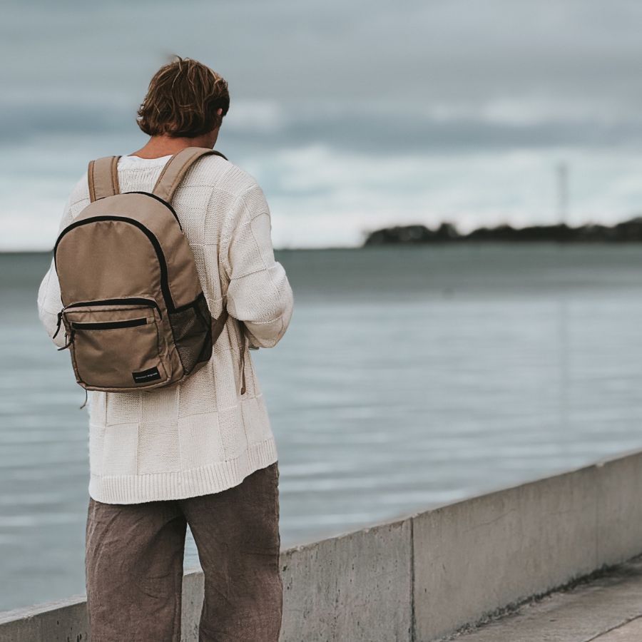 Mochila AirLite - Beige Sand