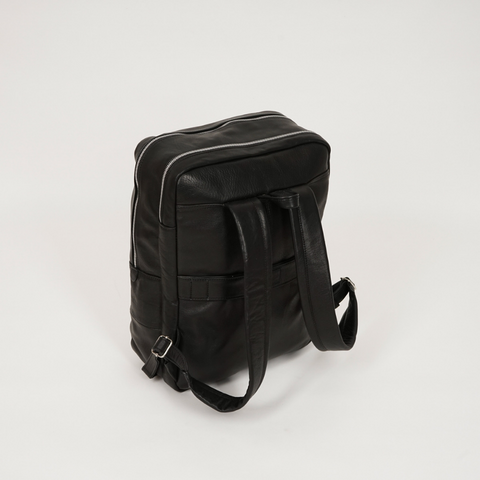 Mochila New Classic - Cuero Negro